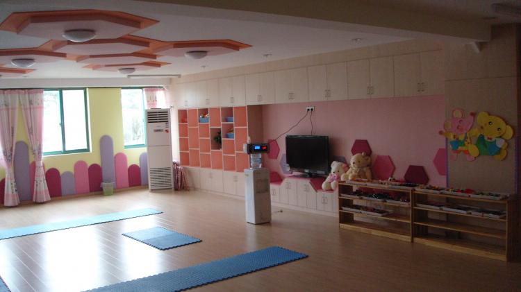 �W(xu��)У�����b�ތ��W(xu��)������Ӱ푴� ��ȩ�z�y�ձ鳬��(bi��o)